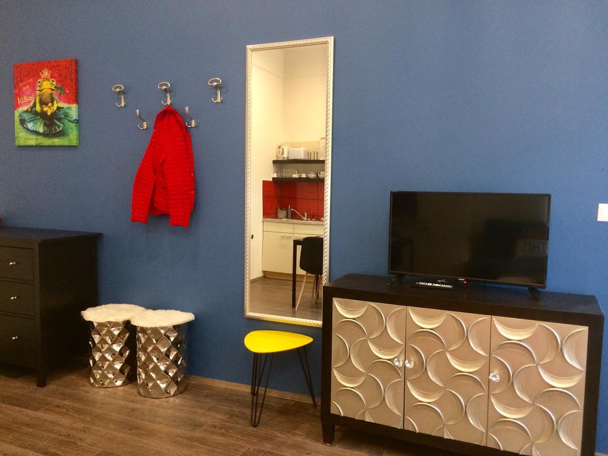 Studio 18 Sopron Esterno foto